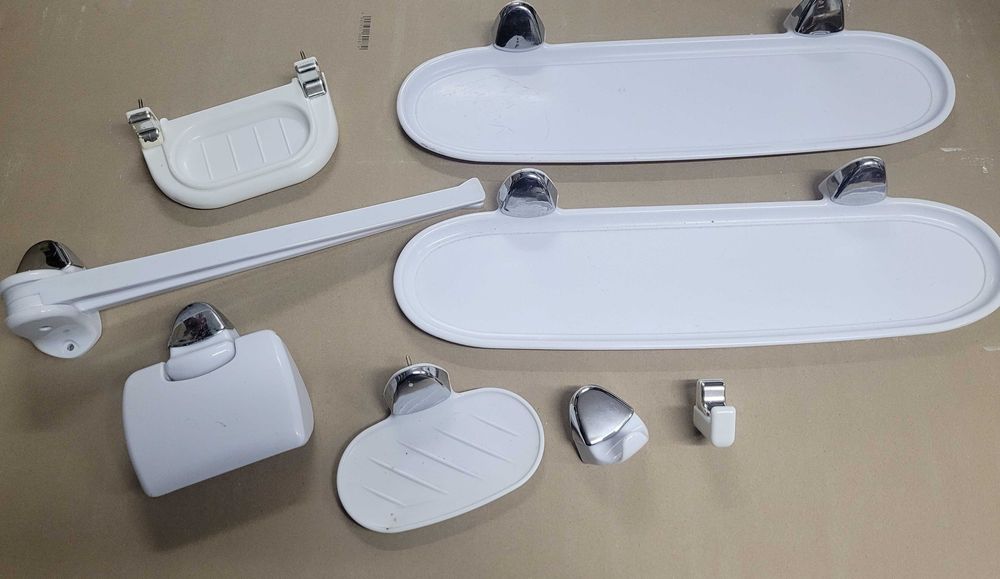 SUPER zestaw łazienkowy (półki, mydelniczki, wieszaki)! Nowa cena!!!