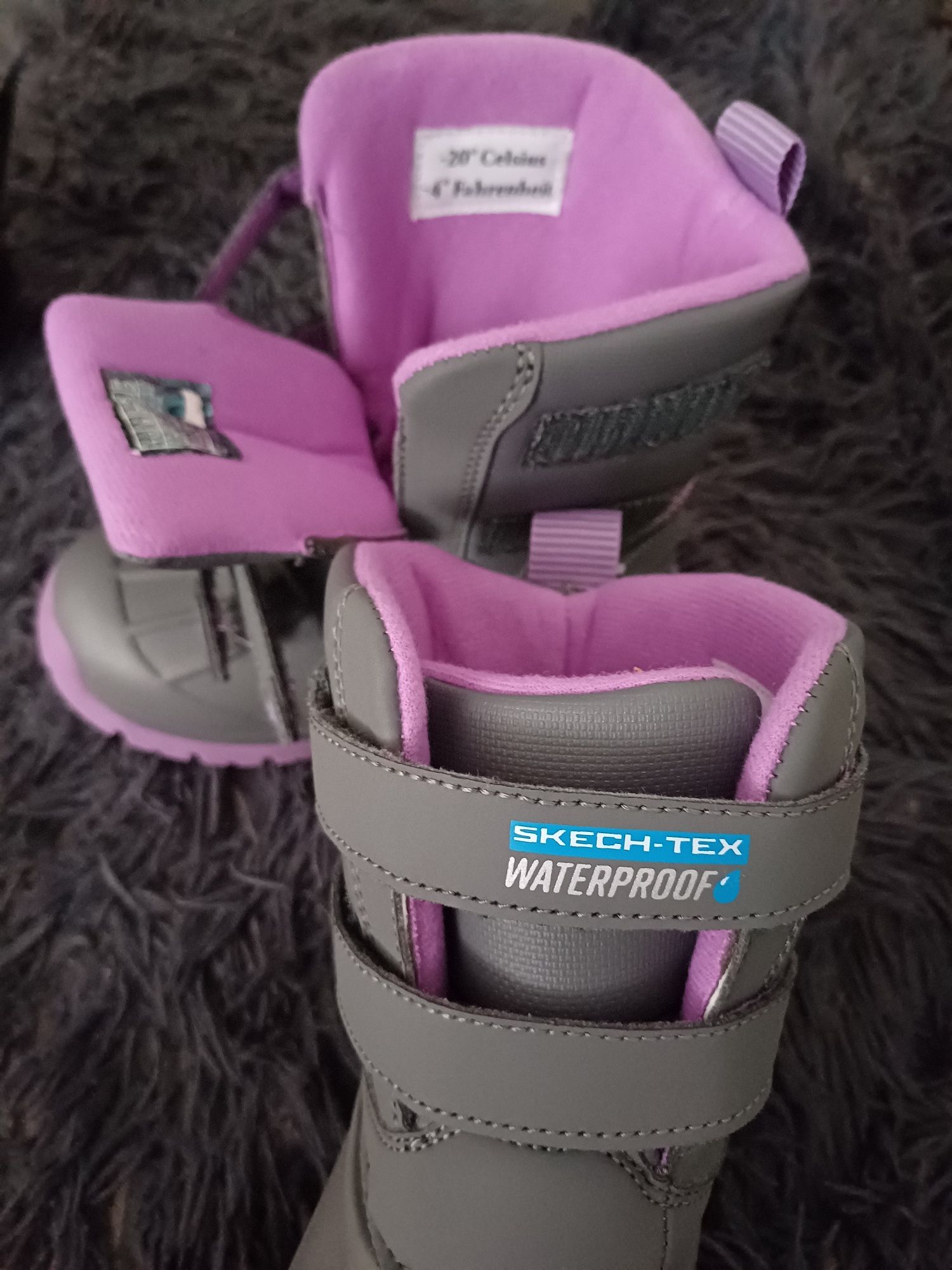 Nowe ocieplane kalosze dla dziewczynki firmy Skechers r.26