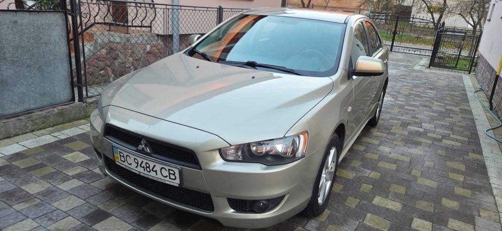 Mitsubishi Lanser X  Sportback 1,8л бензин, CVT