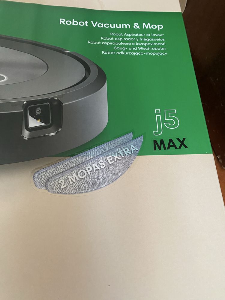 Robot irobot Roomba J5