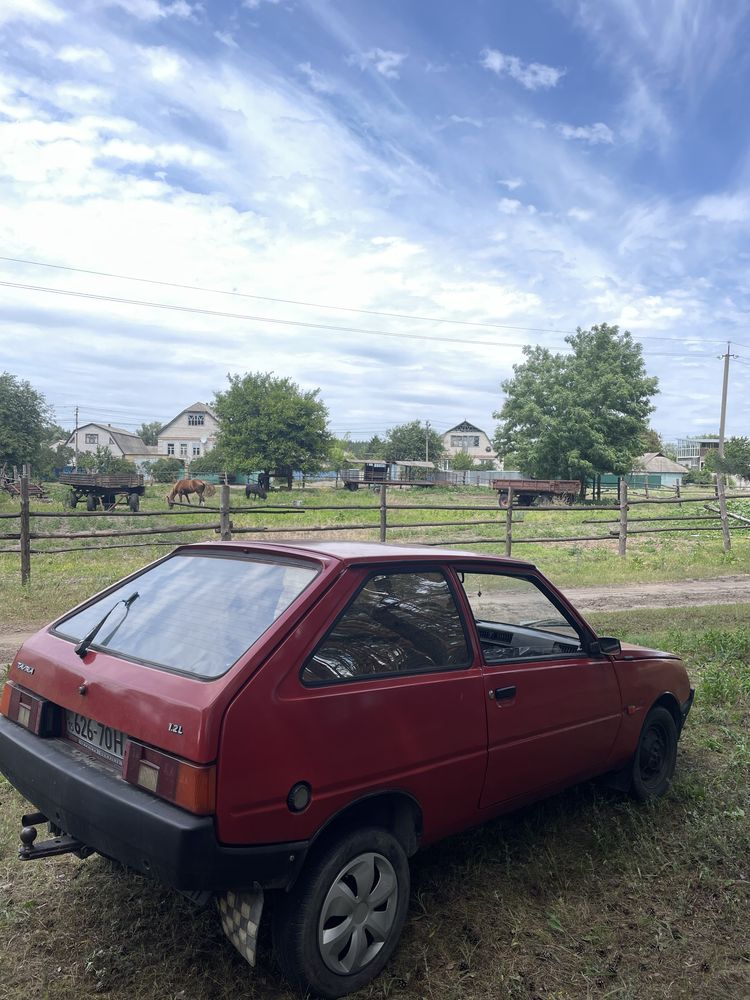 Заз таврія 1102.