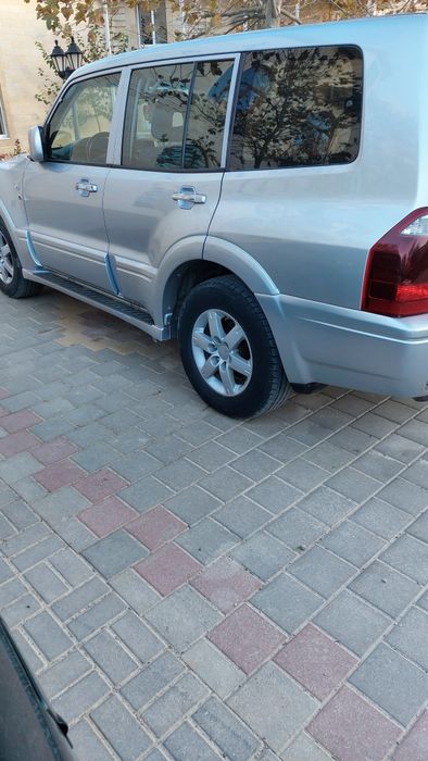 Продам митсубиши паджеро 2006г.в. дизель 3,2л.