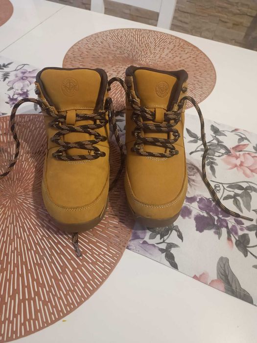 Buty  - trapery chłopięce sznurowane rozmiar 39