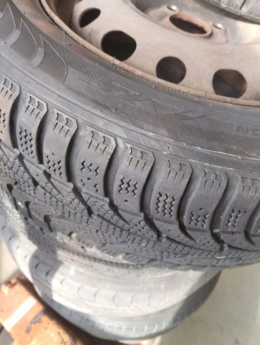 4 koła 14'' . Felgi stalowe z oponami 4x100 14 cali.