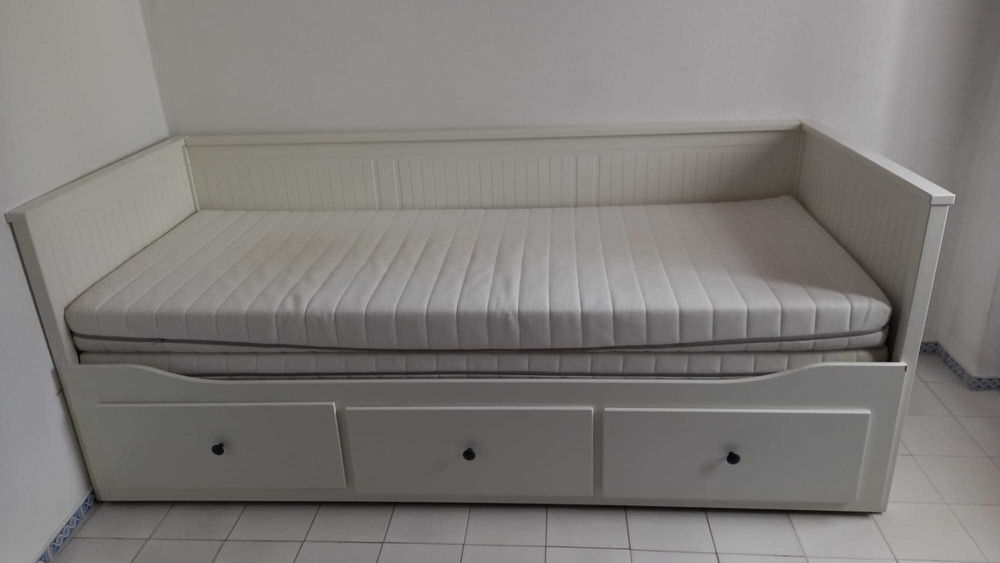 Sofá cama IKEA Hemnes, com dois colchões