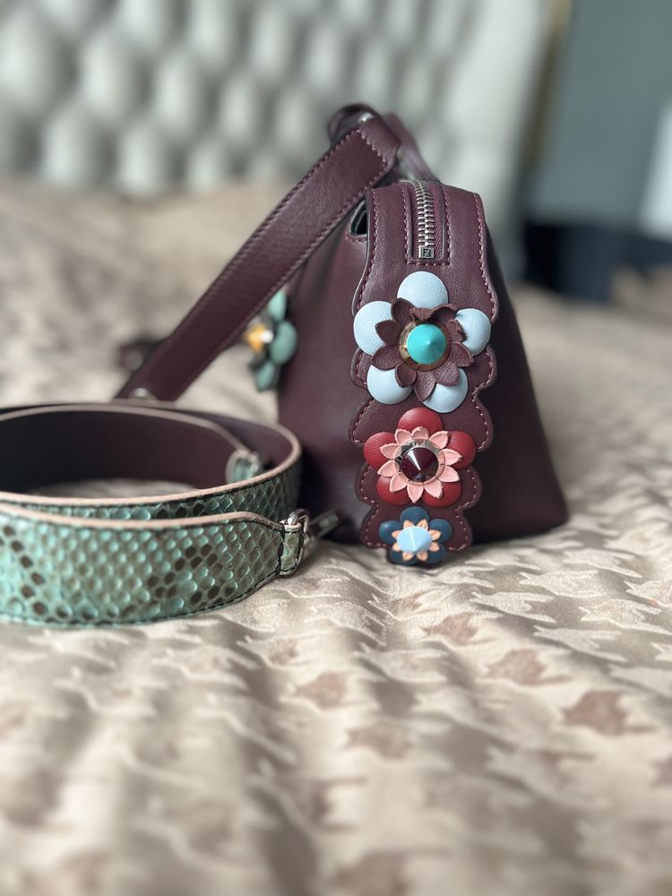 Продам сумку fendi оригинал