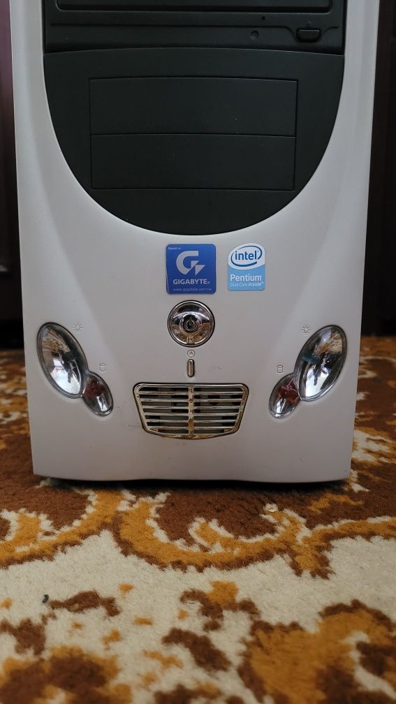 Gigabyte P35C-DS3R + C2Q Q6600 + 2x wentylator + okablowanie