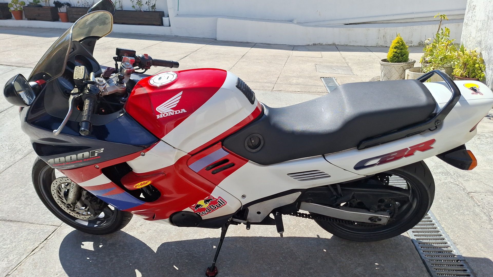 Honda CBR1000F 1995