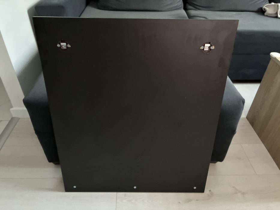 Lustro wraz z półką