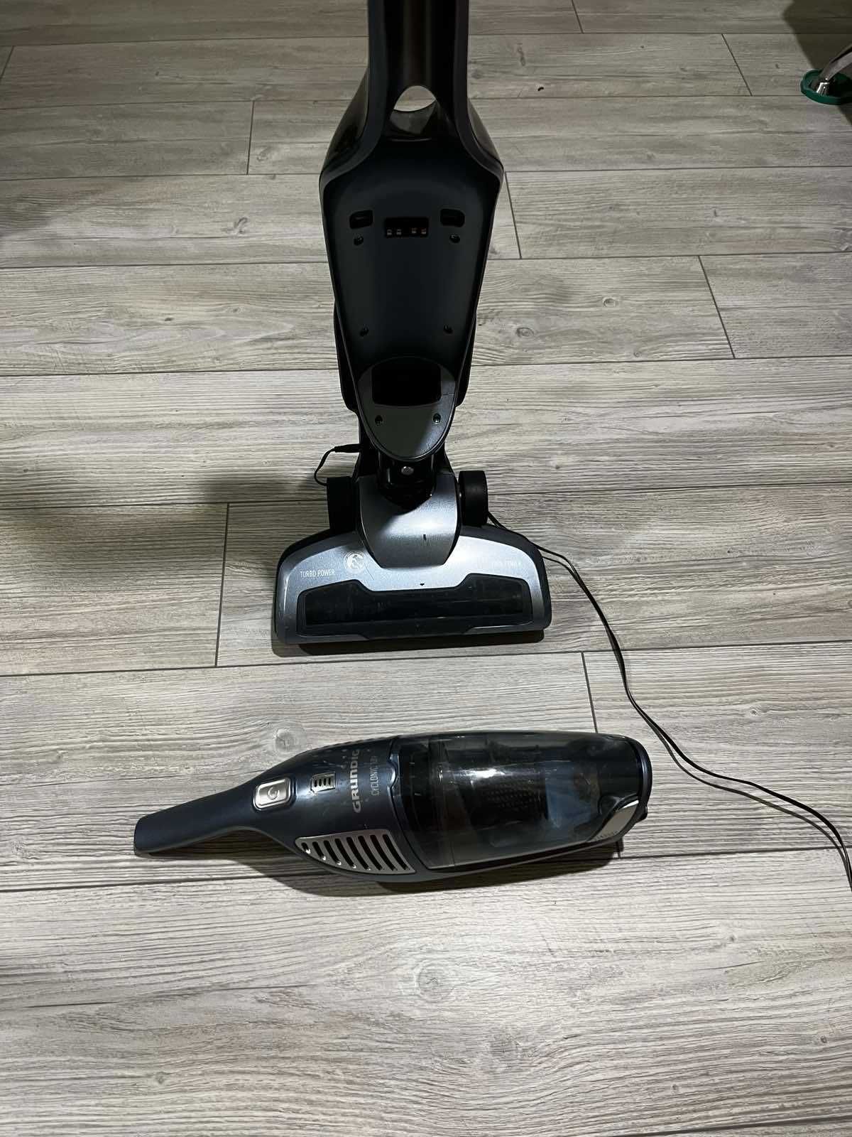 Акумуляторний пилосос 2в1 Grundig cyclonik 21.6v та 18 v. Німеччина.