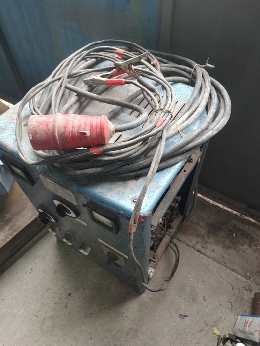 Prostownik Bester BZA-60/25    24/36/48/60v