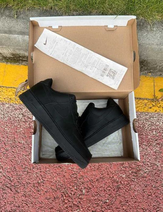 "Buty Oryginalne" Nike Air Force 1 czarny Rozmiar.39