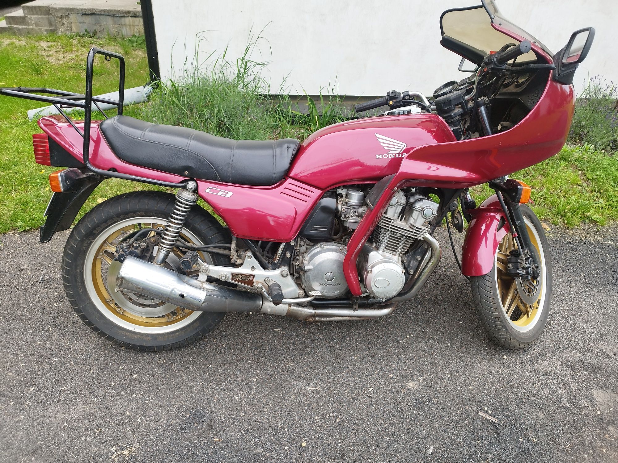 Honda Cb 750F RC04.