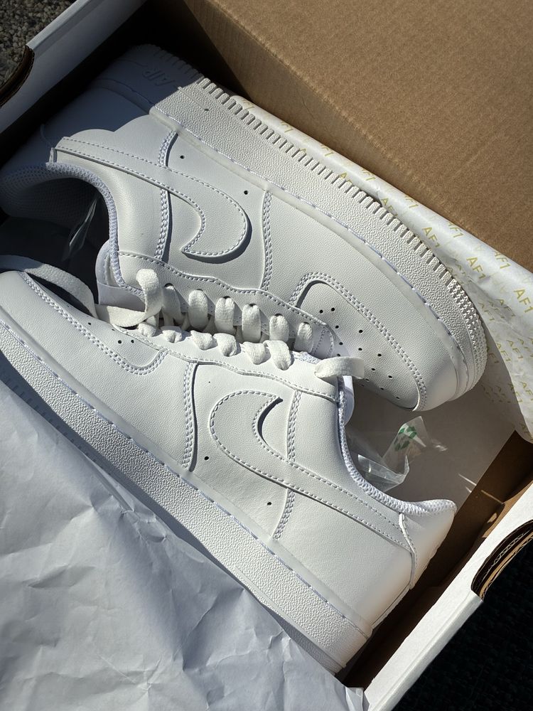 Nike białe buty Air Force 1