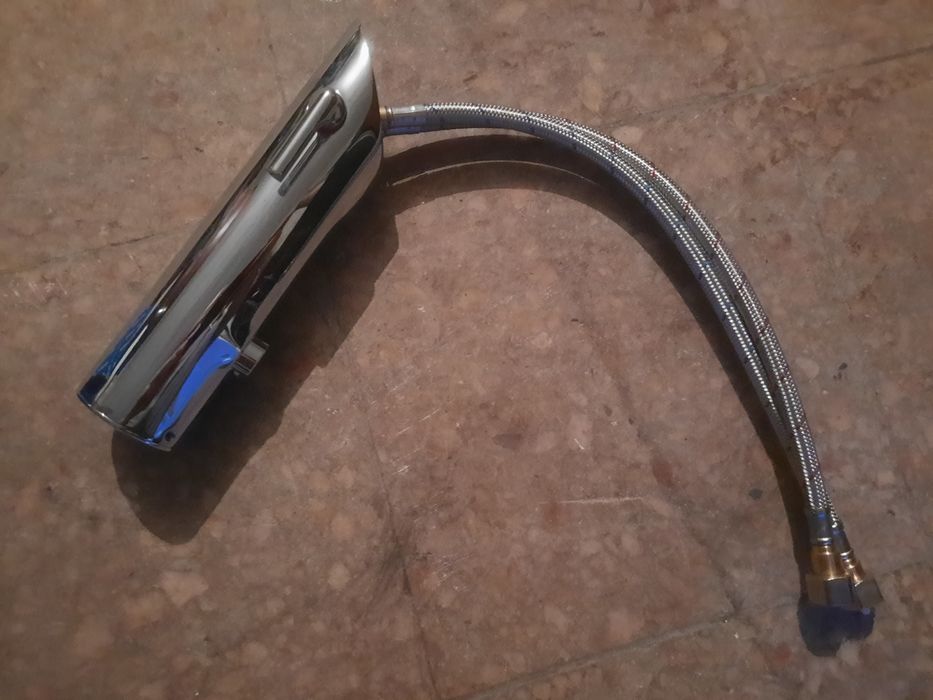 Torneira Delabie, nova, de sensor