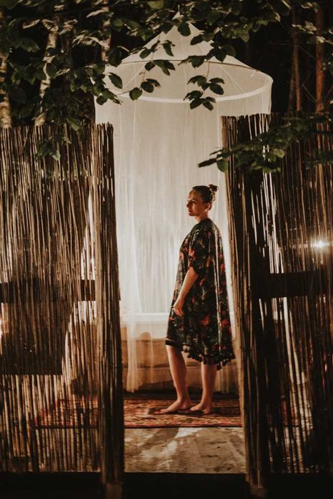 Jurta Szary Wilk z prywatnym jacuzzi i leśnym spa-Dzikolas glamping