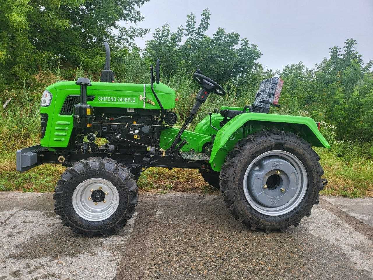 Мінітрактор Shifeng 240 BFLU (24 к.с., 4×2, зелений)
