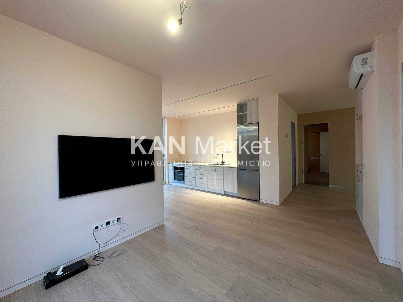 Продаж 3к квартири 95 м² з ремонтом у Файна Таун