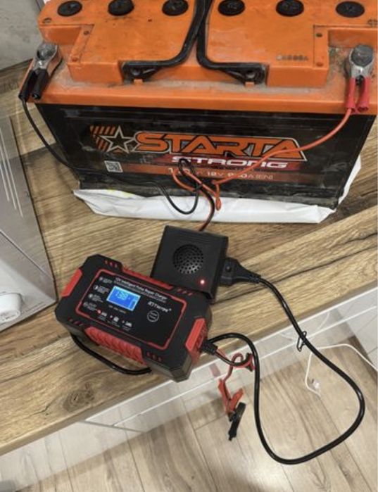 Инвертор (преобразователь напряжения) с 12 В на 220 В 180W