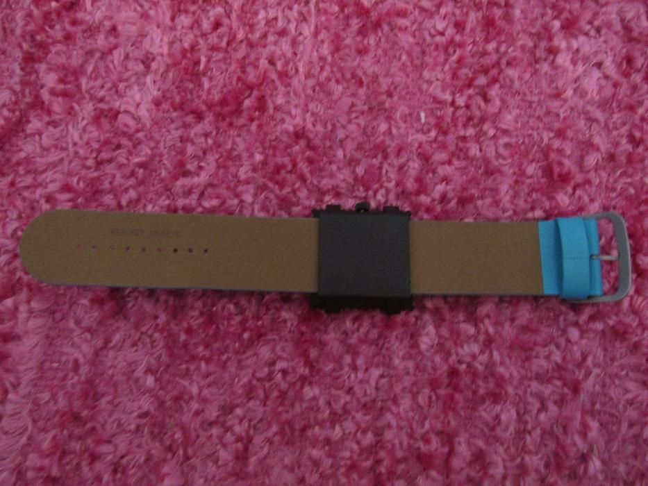 Relógio S.T.A.M.P.S.