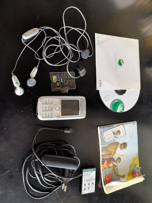 Sony Ericsson K700i completo e estimado