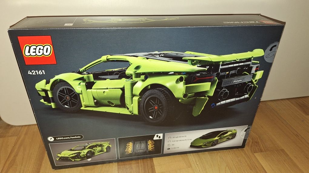 LEGO Technic 42161 Lamborghini Huracan Tecnica