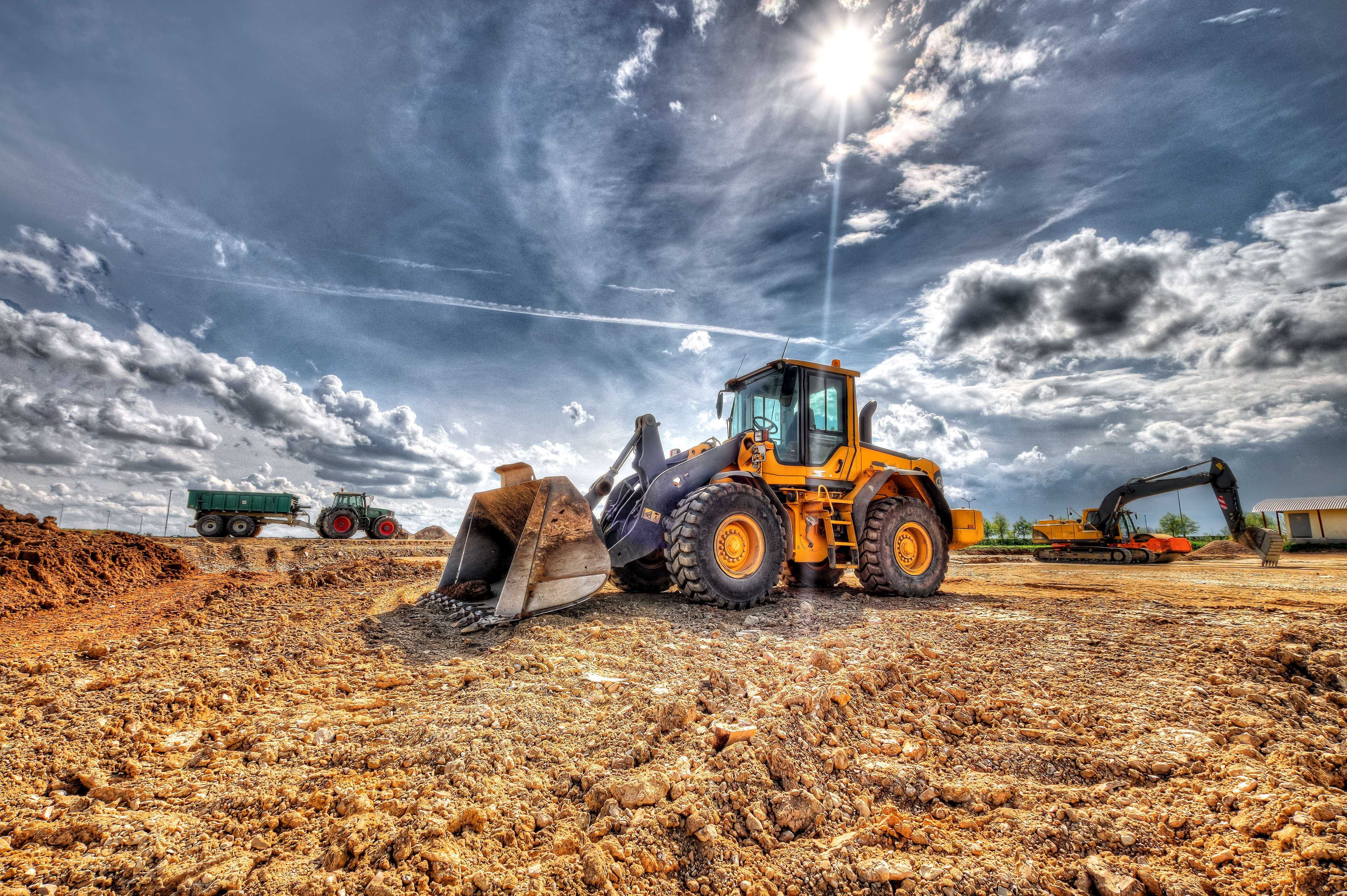 Kurs na operatorów koparki, koparko-ładowarki i ładowarki start 6.09