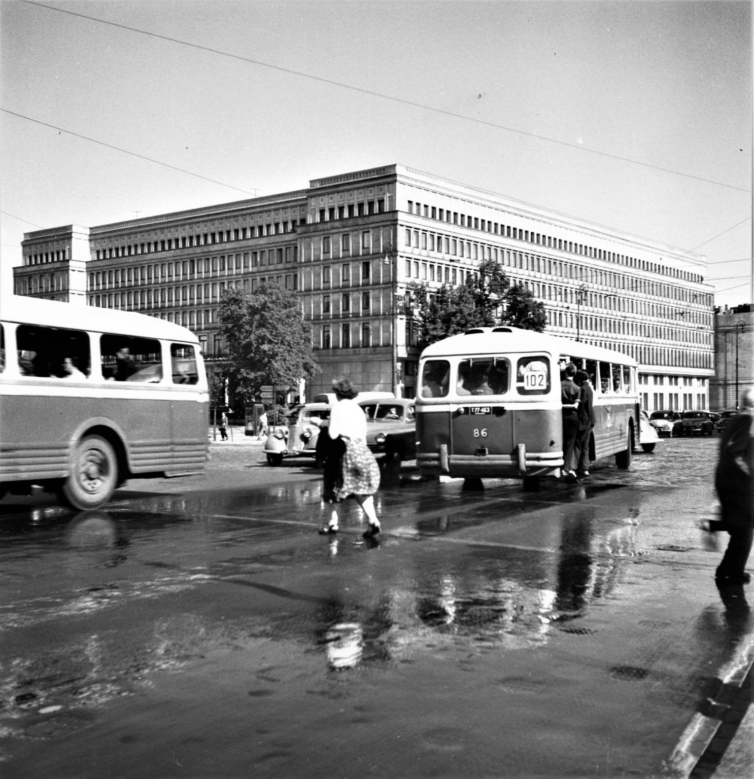 Unikatowe cegiełki na budowę domu PZPR