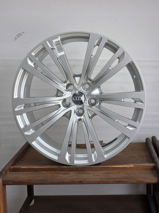 Oryginalna Felga Alufelga Audi A8 D5 20 Cali 4N0601025Q Et 40