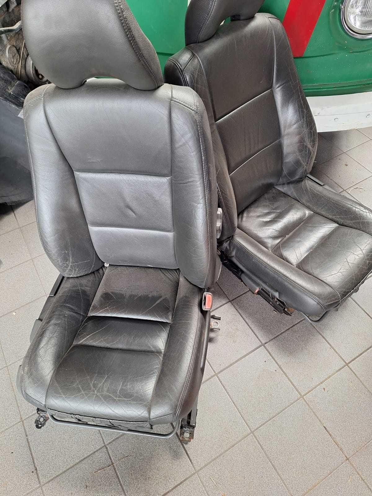 Volvo V40 S40 fotele przod 2stk europa