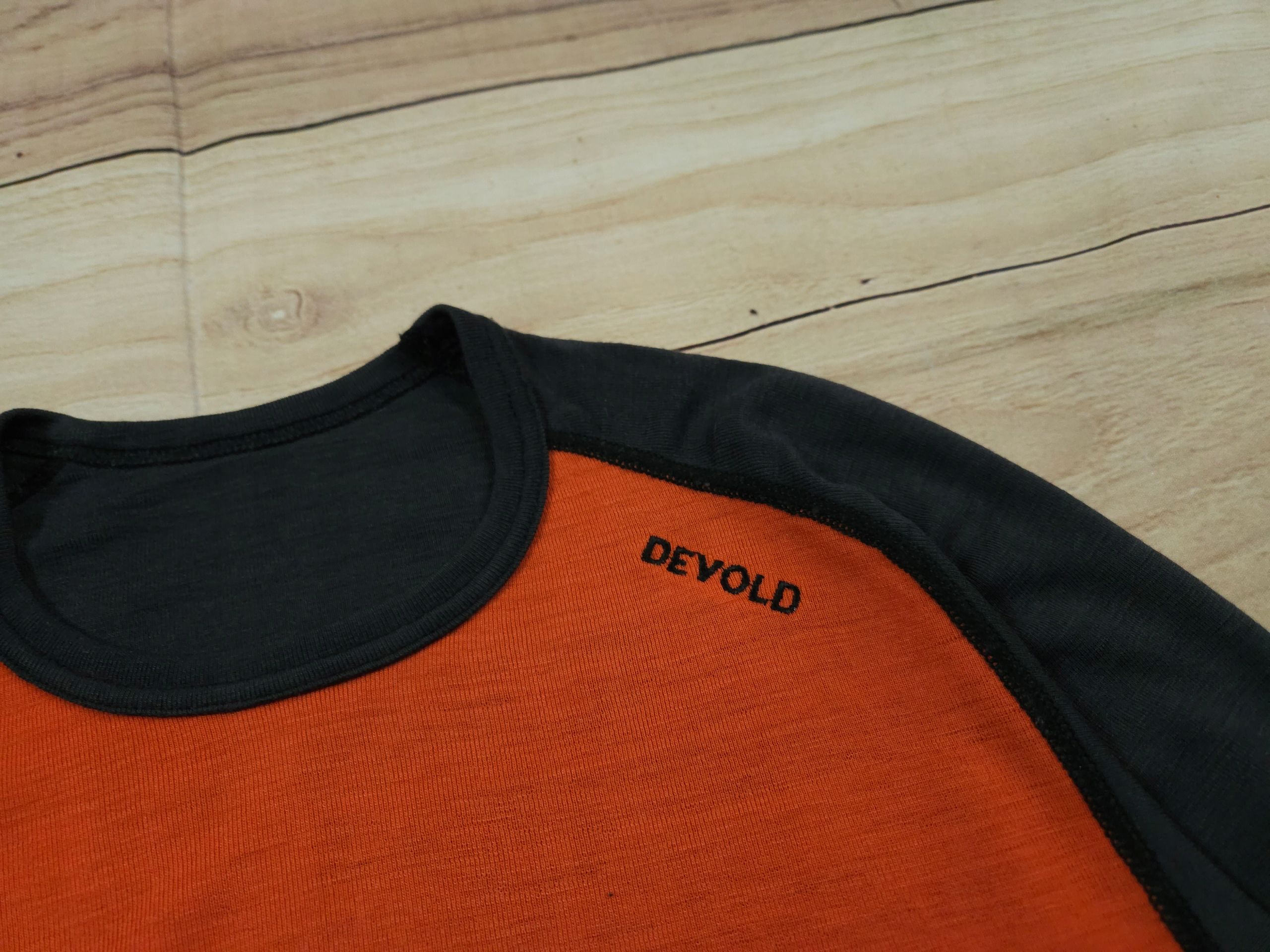 DEVOLD Multisport Bluzka Termoaktywna 100 % Merino r. S
