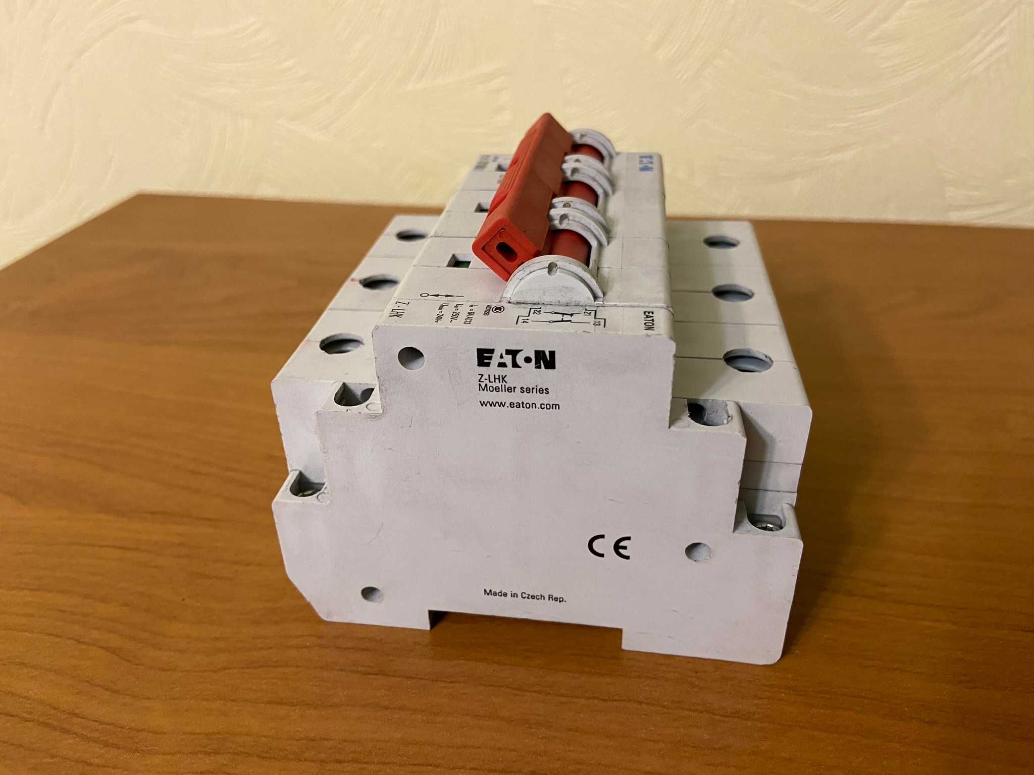 Автоматичний вимикач Eaton PLHT-D100/3 (15 кА) 3p D 100А.