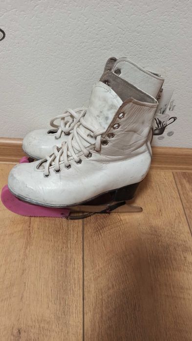 Ковзани для дівчинки