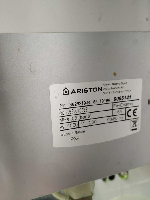 Display termoacumulador Ariston como novo