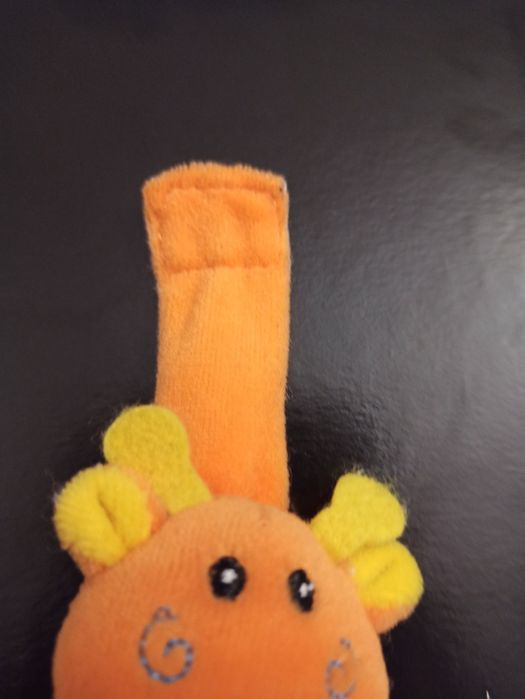 Grzechotka na rączkę lub nóżkę