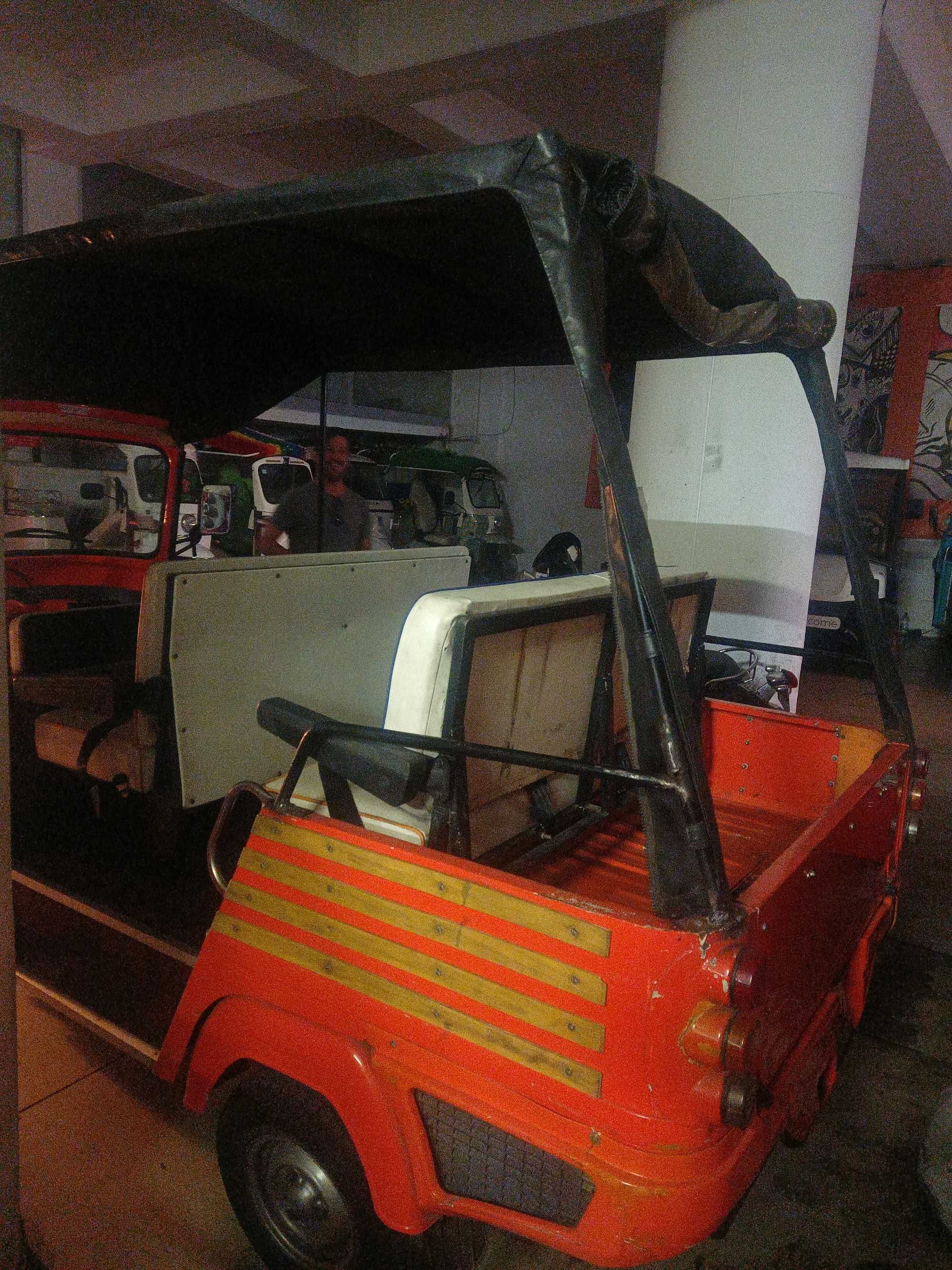 TUK TUK ELECTRiC Piaggio 422cc - 7 PAX