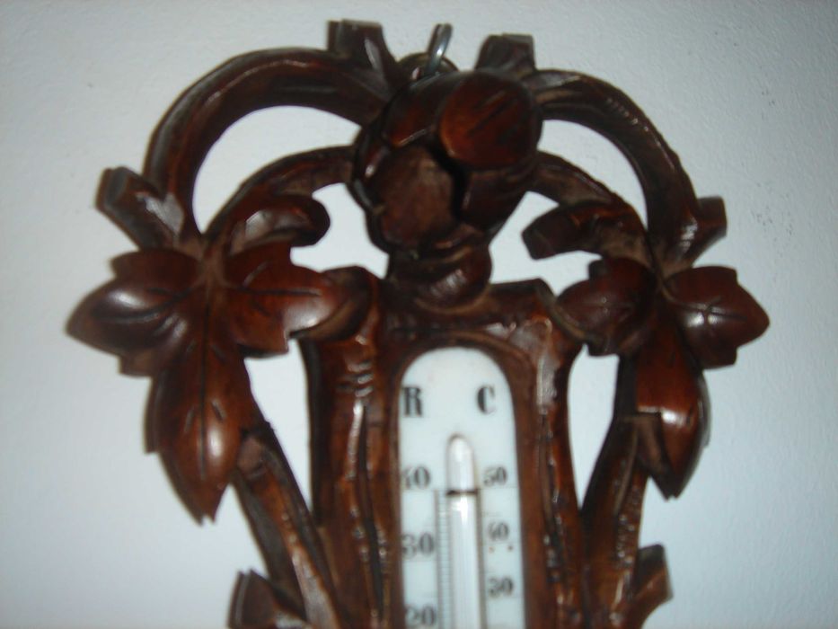 Barometr stary z termometrem o pięknej formie