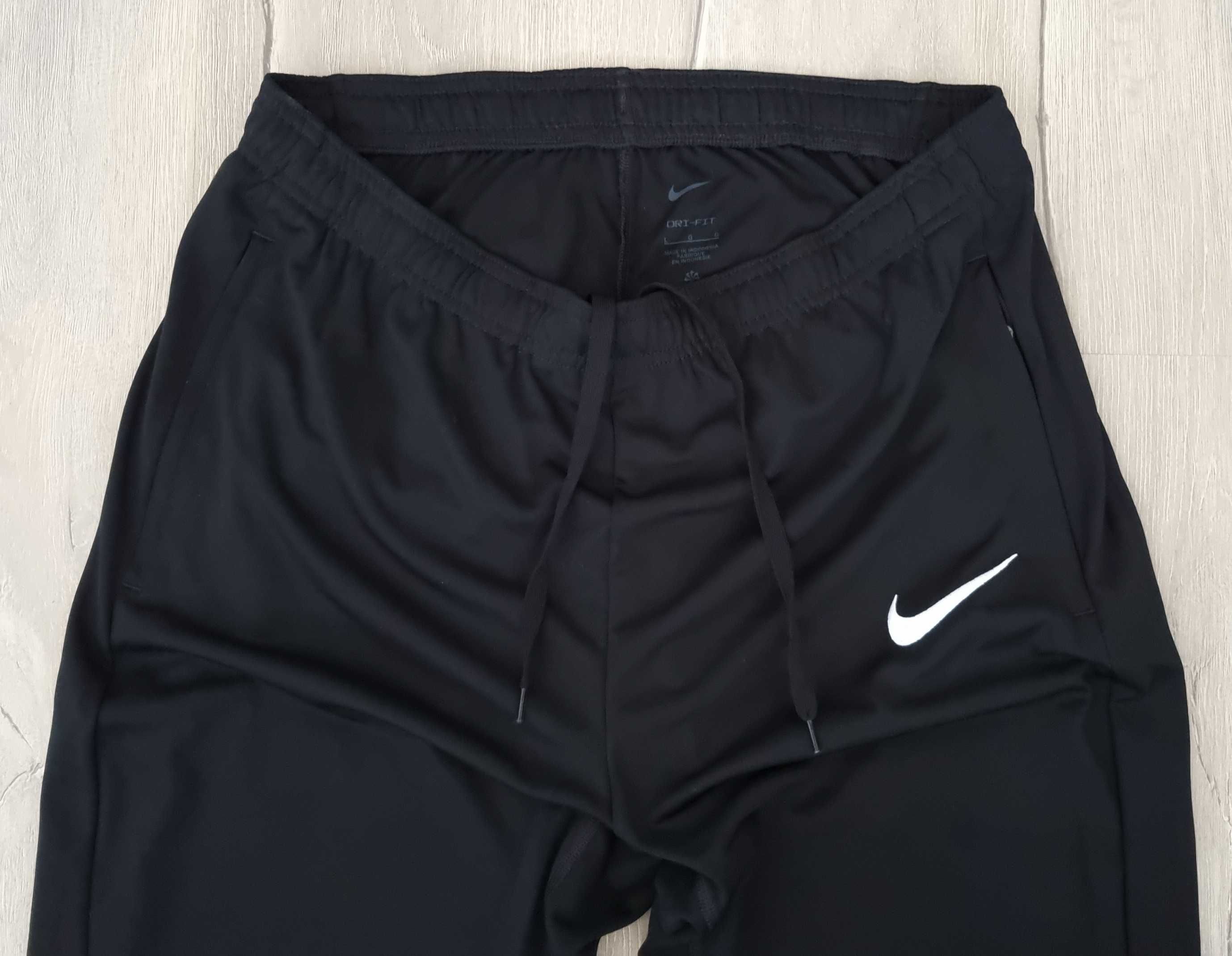Męskie SPODNIE dresowe NIKE DRI-FIT ACADEMY PRO 24 dresy FD7672.010 L