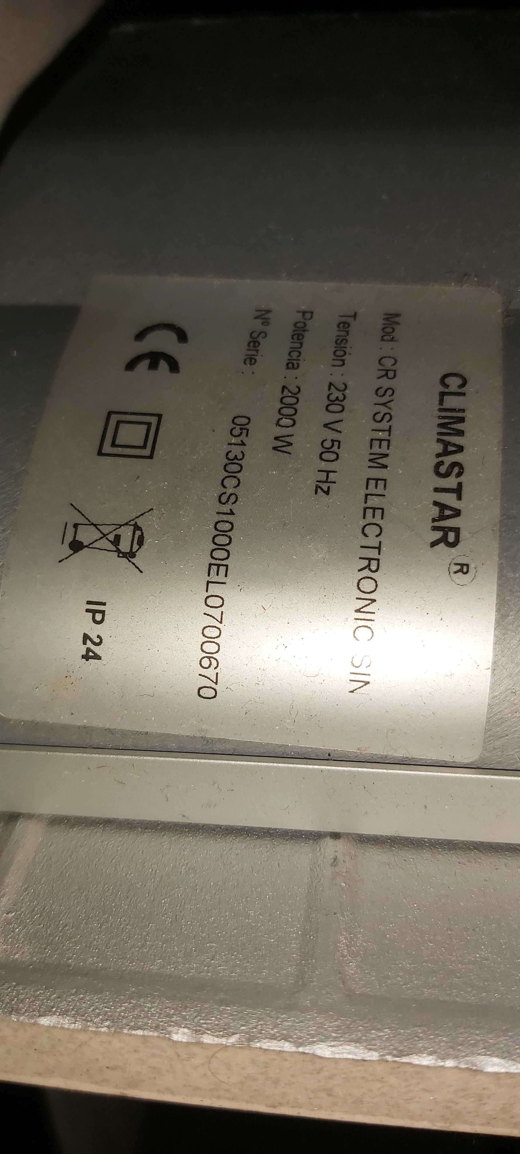 Quatro radiadores eléctricos Climastar