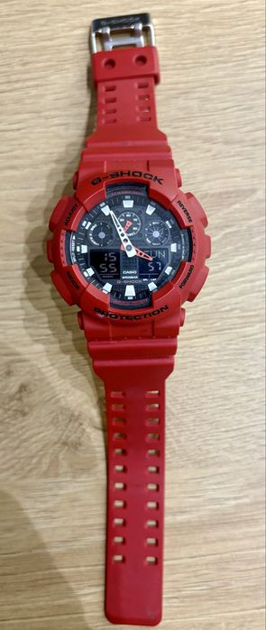 Casio G-schock GA-100B
