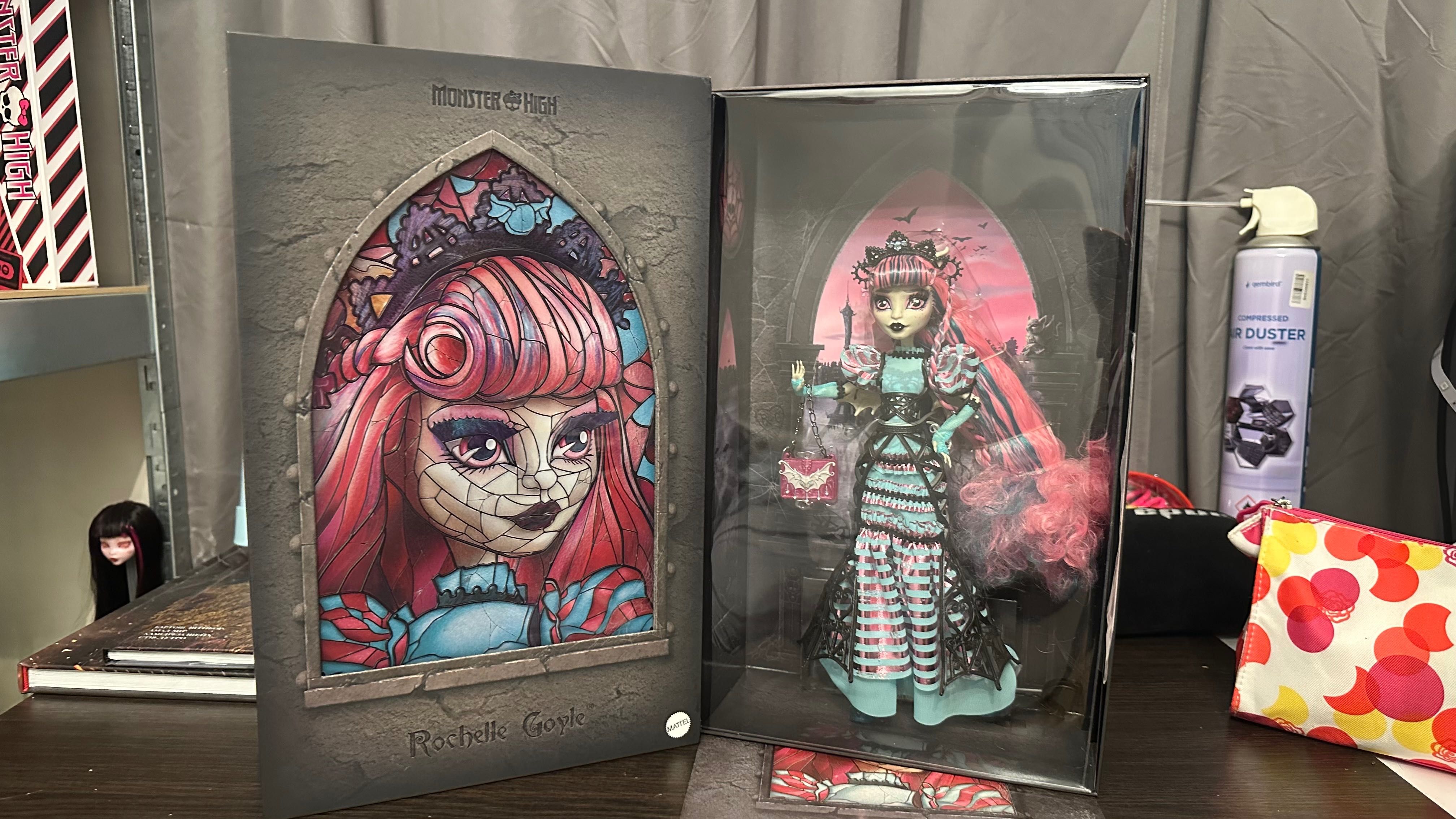 Monster high Рошель Гойл Fang Vote