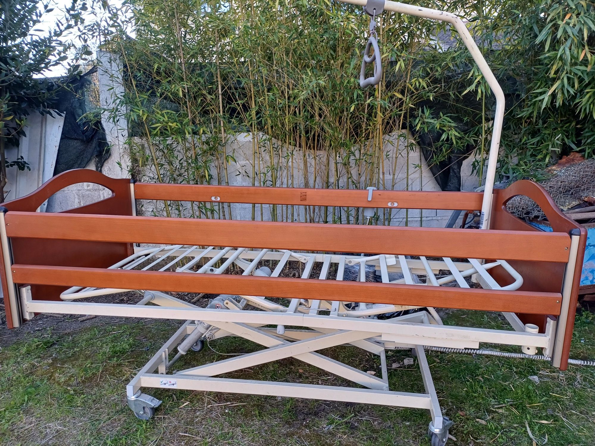 Cama articulada eletrica