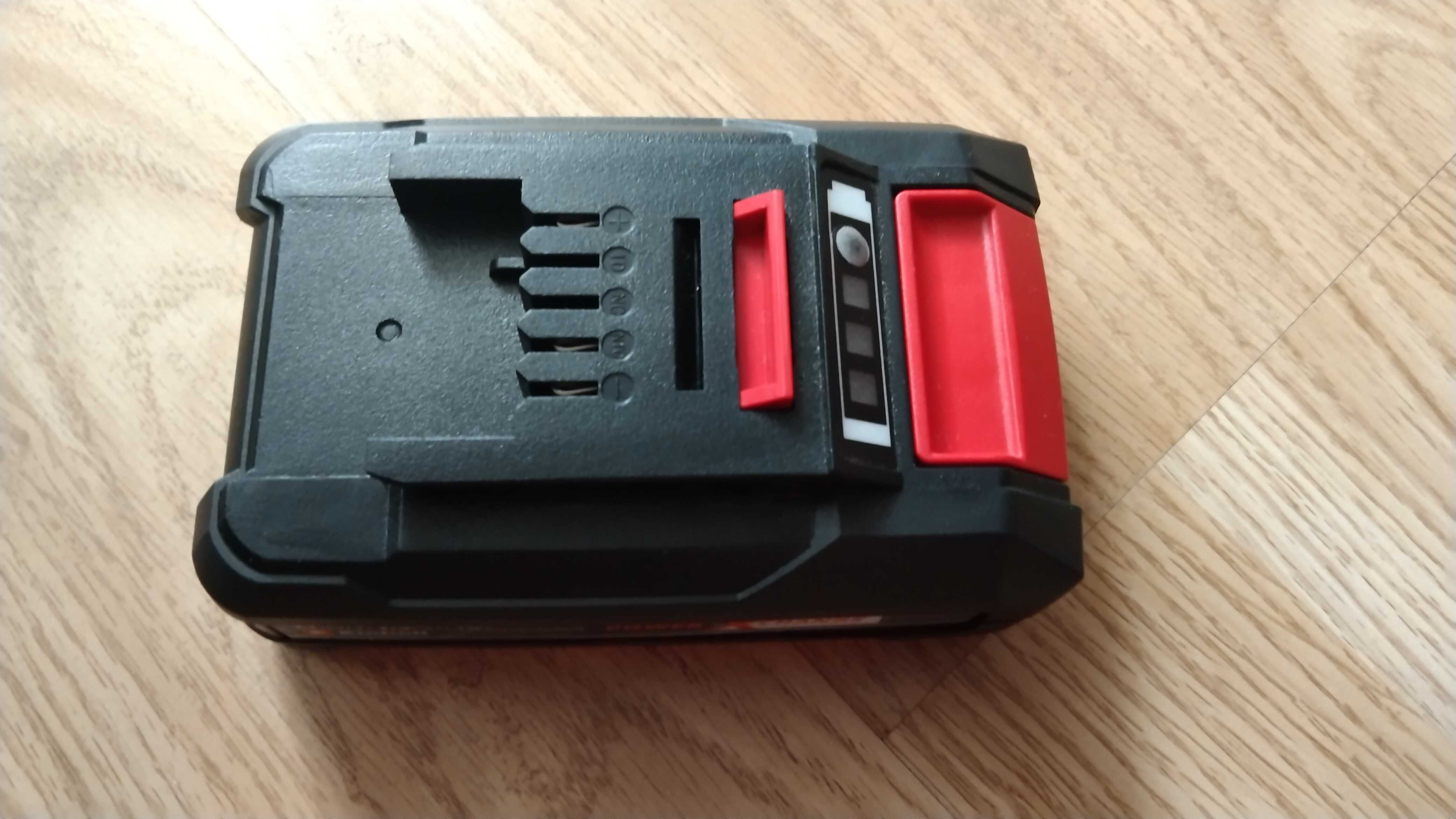Аккумулятор фірми Einhell Li-ion Power X Change 1.5 A