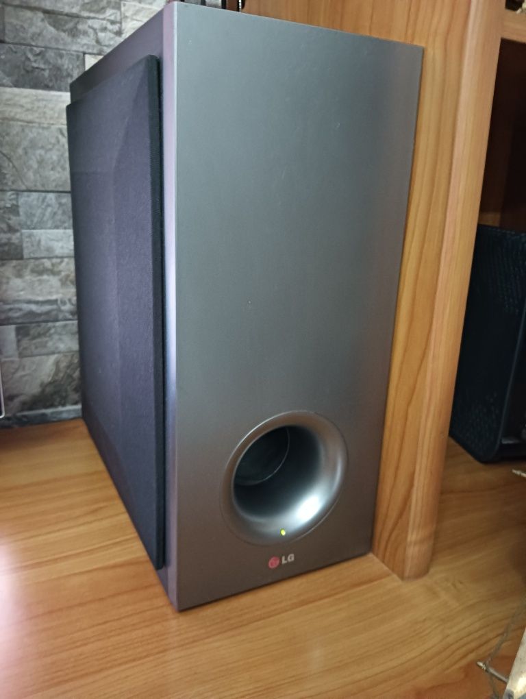 Vendo Sound Syn marca LG estado como novo