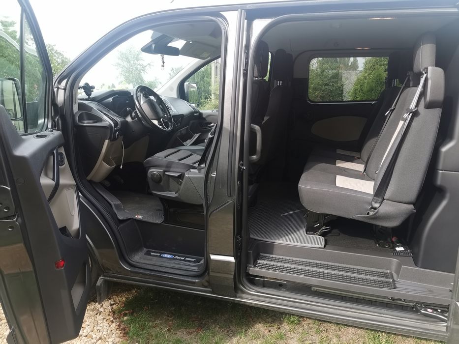 Przewóz osób okazjonalnie busem 5+1,transport  na wesele , lotnisko