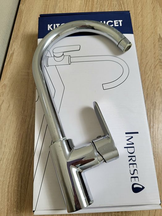 Кухонный кран смеситель Impresse Lesna б/в