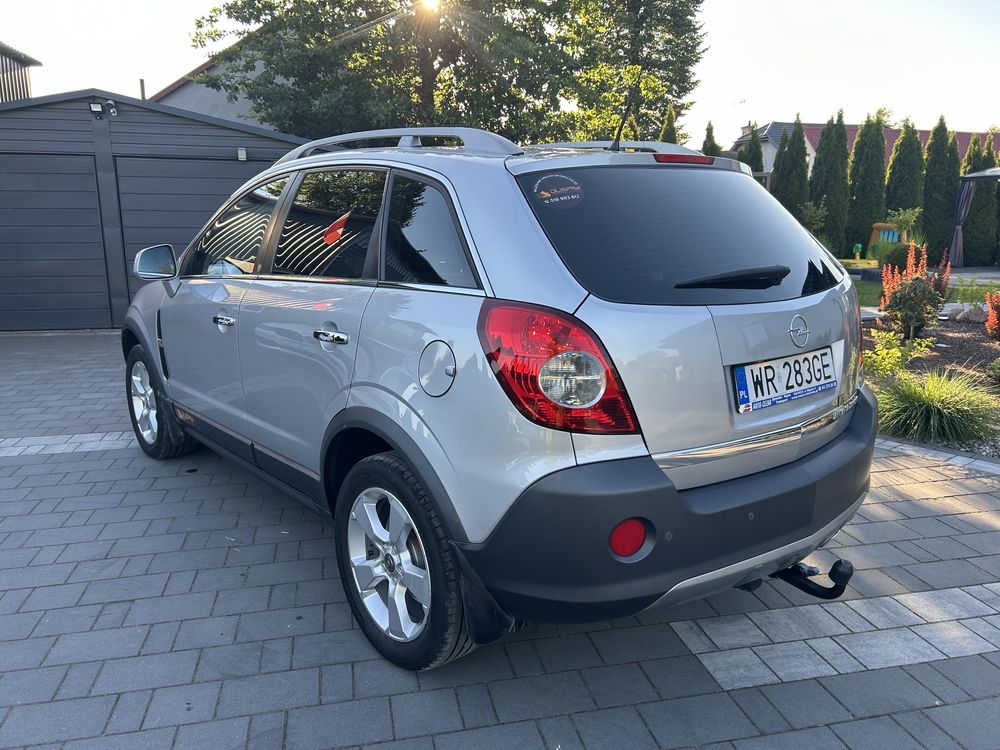 Opel Antara 4x4 Hak Klima. Oryginal lakier . Zadbany