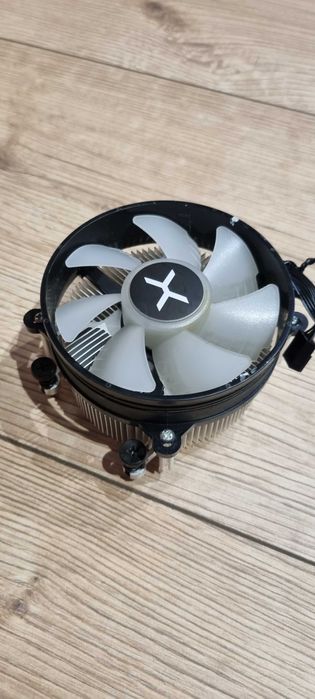 Procesor Amd ryzen 5 plus chlodzenie