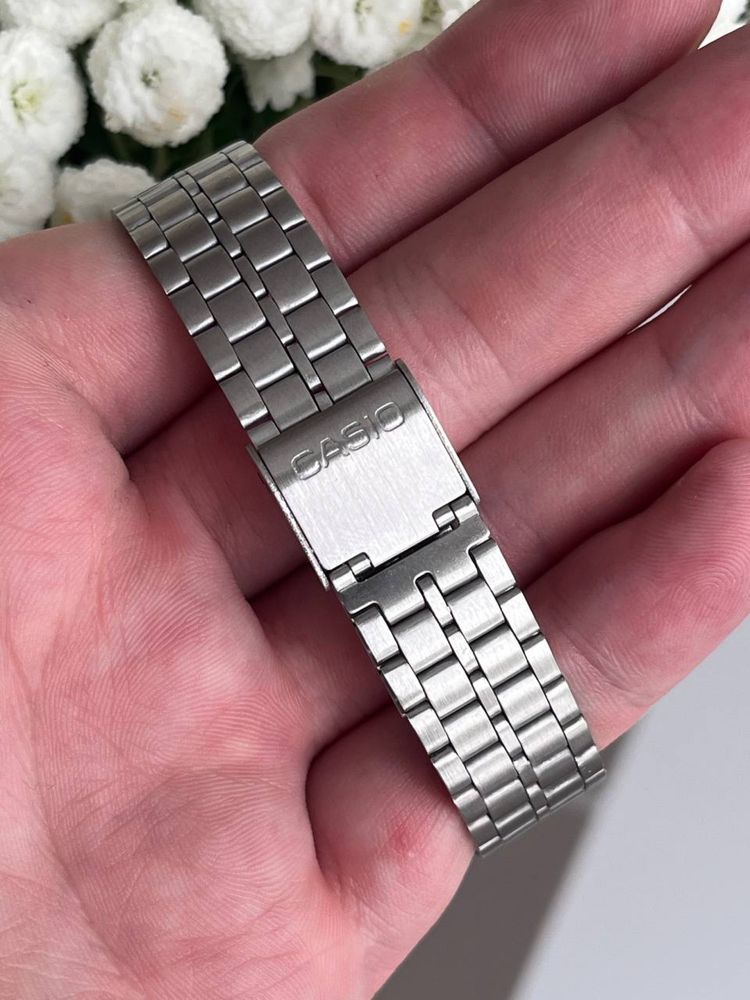 Годинник Casio silver