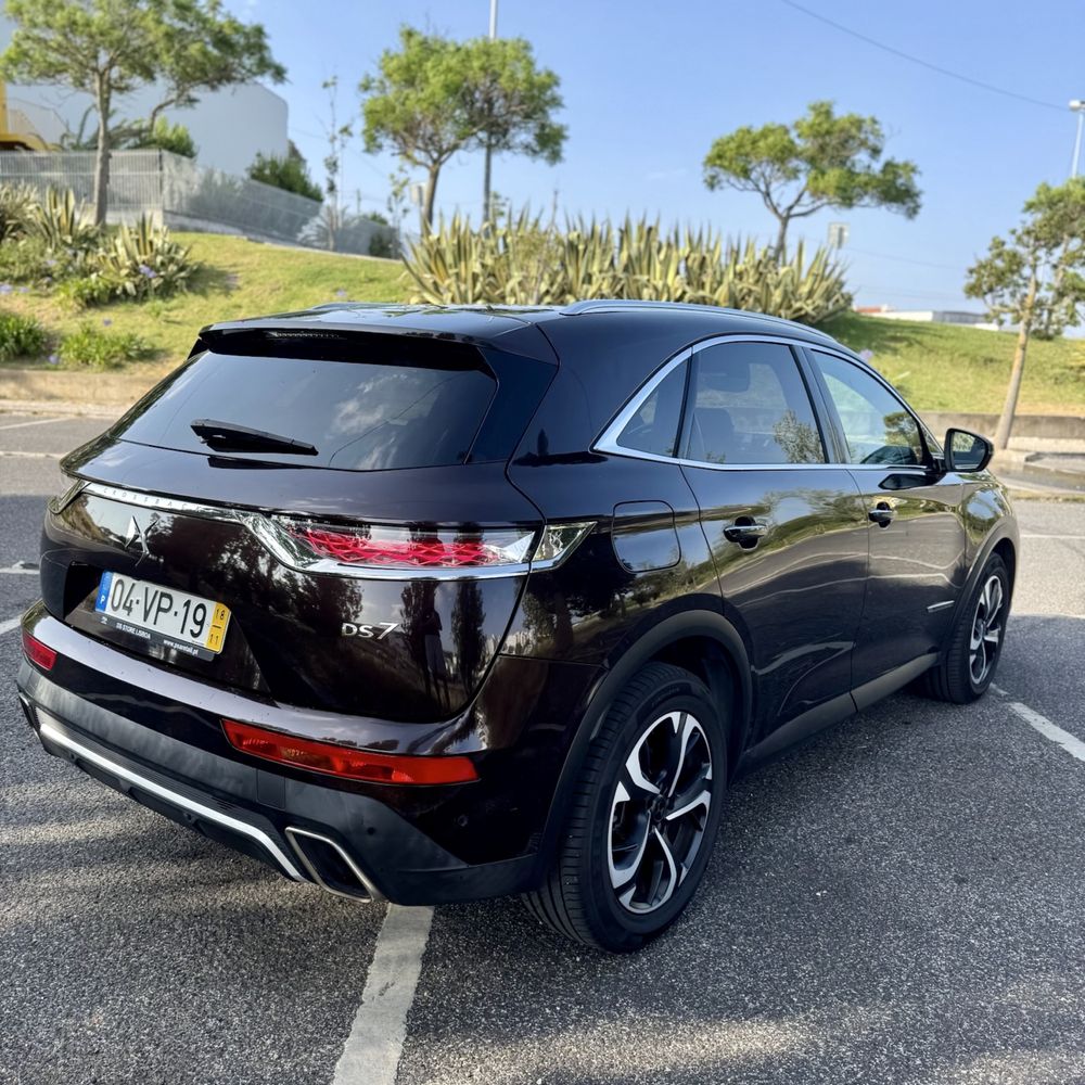 DS DS7 1.6 THP 180cv Auto Desde 269€ mês
